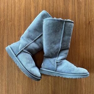 Ugg Tall Gray Suede Women’s Boots- size 8